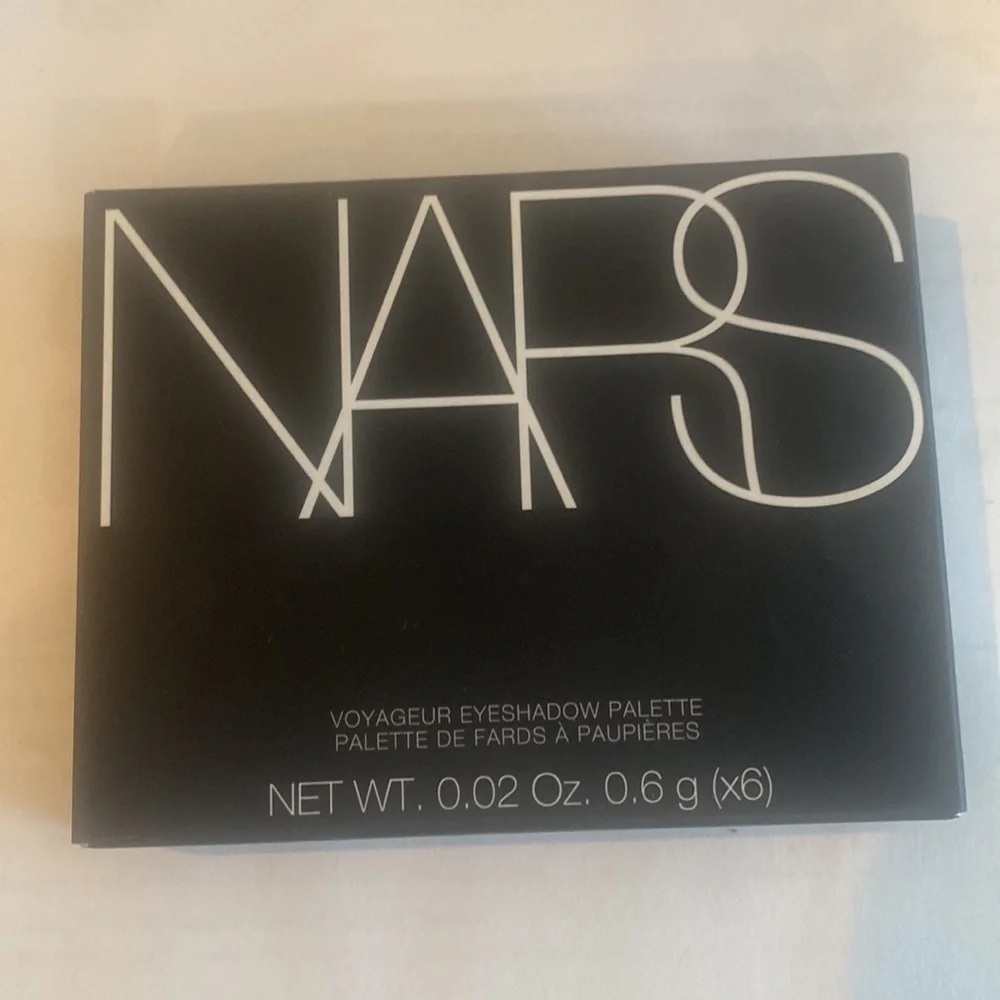 NARS VOYAGEUR EYESHADOW PALETTE in Hibiscus NIB $32